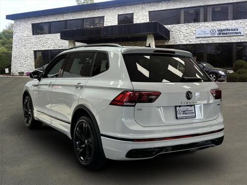 2024 Volkswagen Tiguan 2.0T SE R-Line Black 4MOTION
