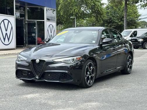 2022 Alfa Romeo Giulia Veloce