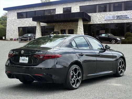 2022 Alfa Romeo Giulia Veloce