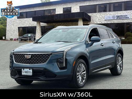 2024 Cadillac XT4 Premium Luxury