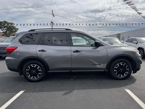 2020 Nissan Pathfinder SV 4WD