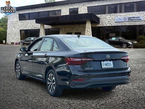Deep Black Pearl 2023 Volkswagen Jetta 1.5T S
