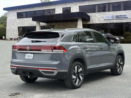 2025 Volkswagen Atlas Cross Sport 2.0T SEL