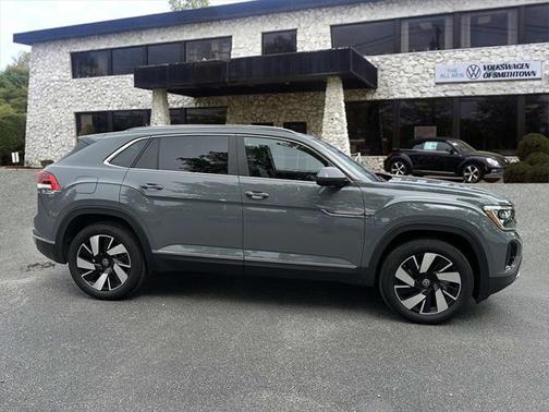 2025 Volkswagen Atlas Cross Sport 2.0T SEL
