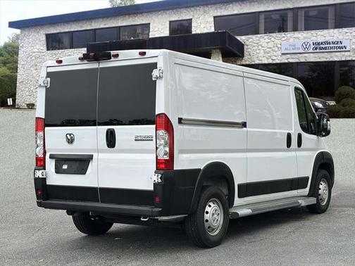 2023 RAM ProMaster 2500 Base