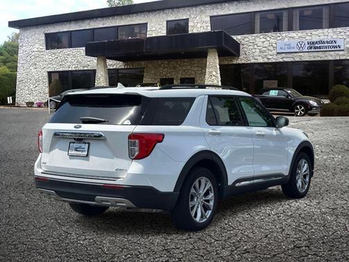 Star White Metallic Tri-Coat 2021 Ford Explorer XLT