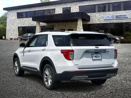 Star White Metallic Tri-Coat 2021 Ford Explorer XLT