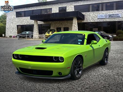 Sublime Metallic Clearcoat 2023 Dodge Challenger R/T Scat Pack
