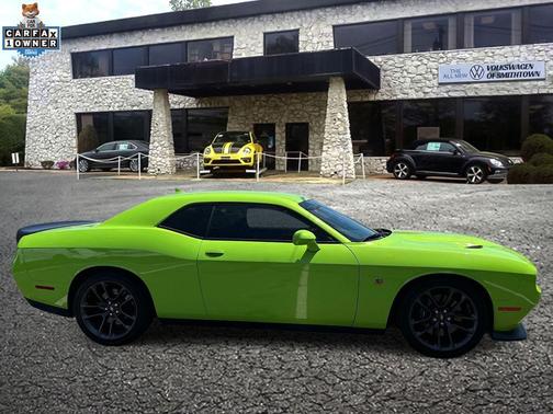 Sublime Metallic Clearcoat 2023 Dodge Challenger R/T Scat Pack