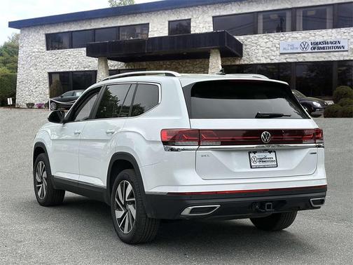 2025 Volkswagen Atlas 2.0T SEL