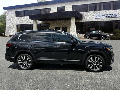 2023 Volkswagen Atlas 3.6L SEL Premium