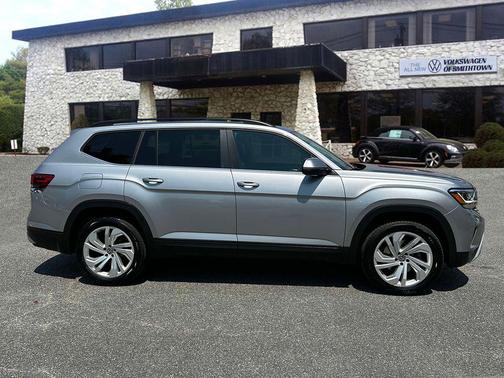 2021 Volkswagen Atlas 2.0T SE w/Technology 4MOTION