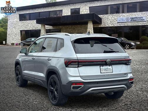 2025 Volkswagen Taos 1.5T SEL