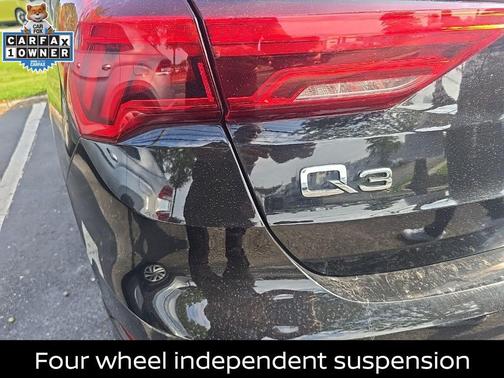 2024 Audi Q3 Premium 45 TFSI S line quattro Tiptronic