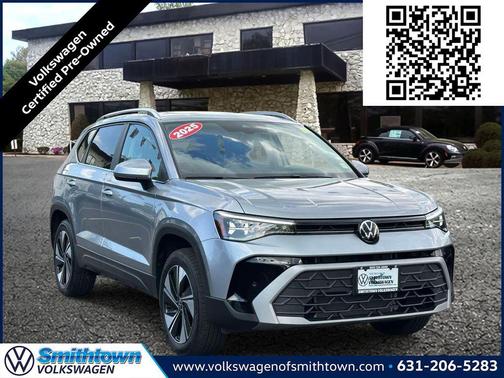 Silver Metallic 2025 Volkswagen Taos 1.5T SE
