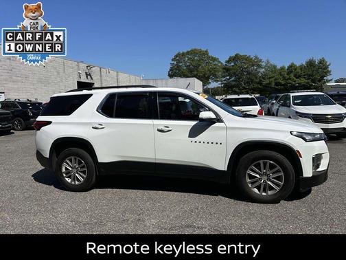 2022 Chevrolet Traverse LT Leather