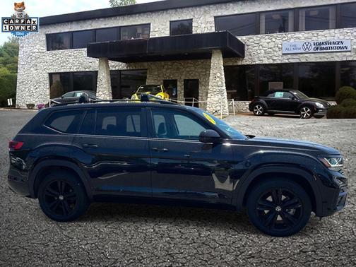 Deep Black Pearl 2023 Volkswagen Atlas 3.6L SEL