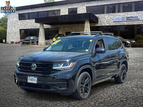 Deep Black Pearl 2023 Volkswagen Atlas 3.6L SEL
