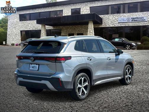 Silver Metallic 2025 Volkswagen Tiguan 2.0T SE 4MOTION