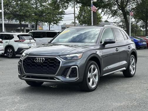 2022 Audi Q5 45 S line Premium Plus
