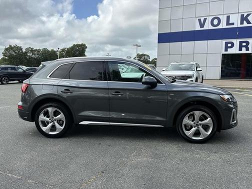 2022 Audi Q5 45 S line Premium Plus