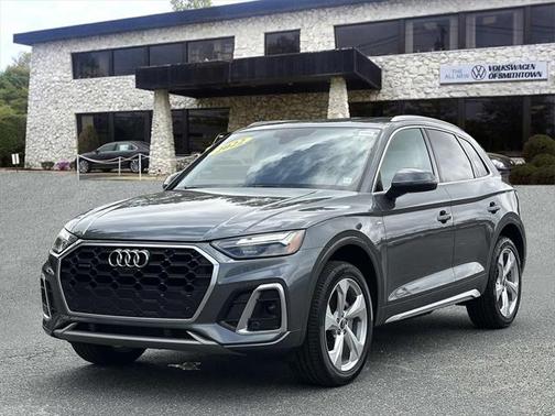 2022 Audi Q5 45 S line Premium Plus