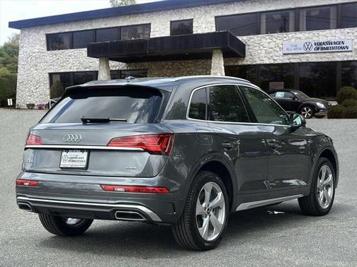 2022 Audi Q5 45 S line Premium Plus