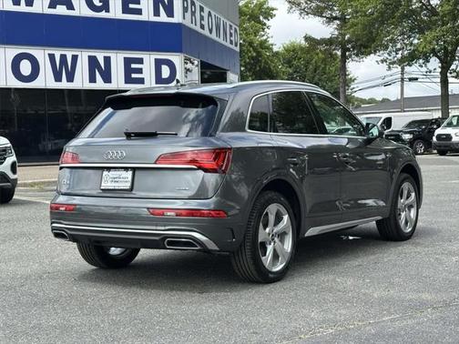 2022 Audi Q5 45 S line Premium Plus