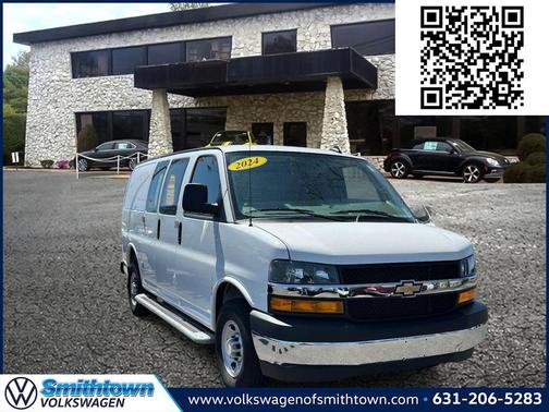 Summit White 2024 Chevrolet Express 2500 Work Van