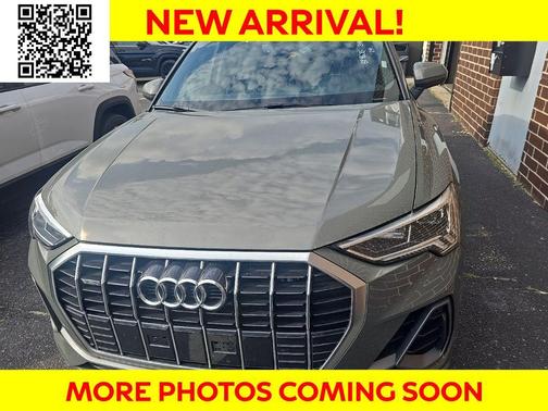 2024 Audi Q3 Premium 45 TFSI S line quattro Tiptronic