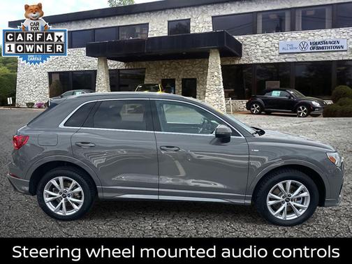 2024 Audi Q3 Premium 45 TFSI S line quattro Tiptronic