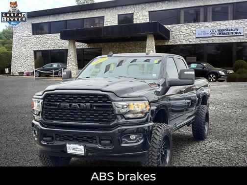 2024 RAM 2500 Big Horn Crew Cab 4x4 6'4' Box