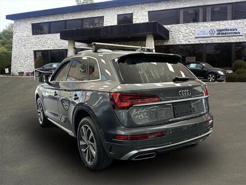 2024 Audi Q5 45 S line Premium Plus