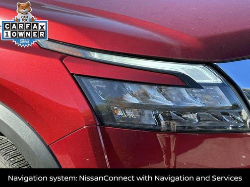 2025 Nissan Pathfinder SL 4WD