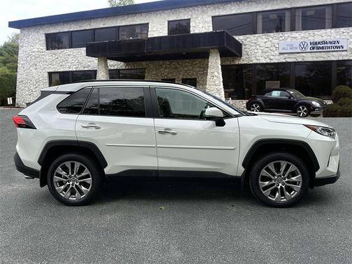 2021 Toyota RAV4 Limited