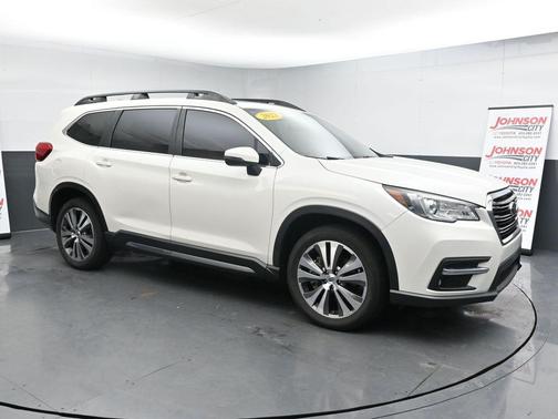 Crystal White Pearl 2022 Subaru Ascent Limited 7-Passenger