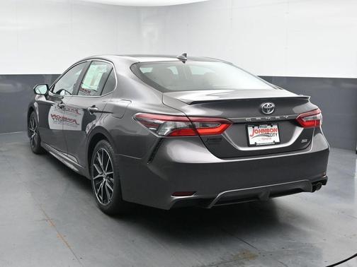 Predawn Gray Mica 2023 Toyota Camry SE