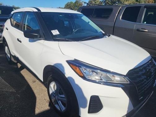 2021 Nissan Kicks S