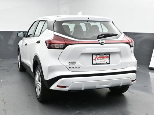 2021 Nissan Kicks S