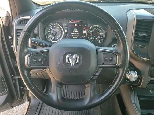 Diamond Black Crystal Pearlcoat 2022 RAM 1500 Rebel