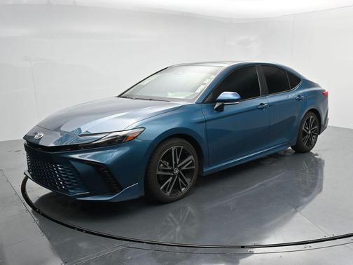 Ocean Gem 2025 Toyota Camry XSE