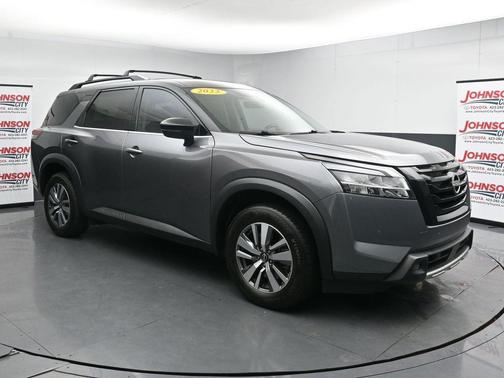 Gun Metallic 2023 Nissan Pathfinder SL FWD