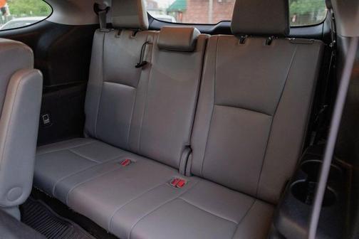 Moon Dust 2021 Toyota Highlander XLE