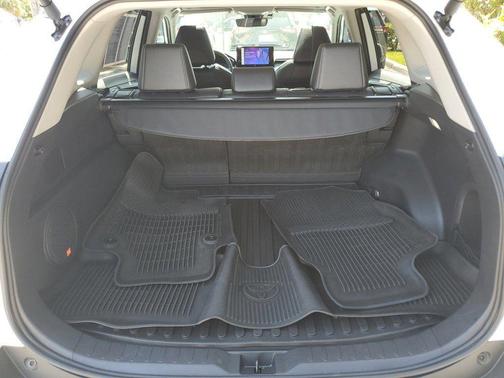 Wind Chill Pearl 2024 Toyota RAV4 Hybrid Limited