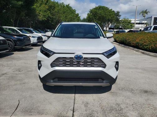 Wind Chill Pearl 2024 Toyota RAV4 Hybrid Limited