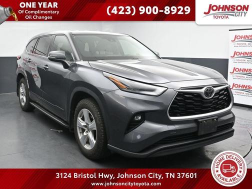 Magnetic Gray Metallic 2021 Toyota Highlander LE