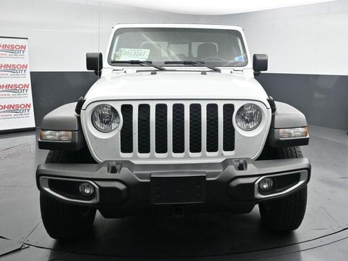 2022 Jeep Gladiator Sport S