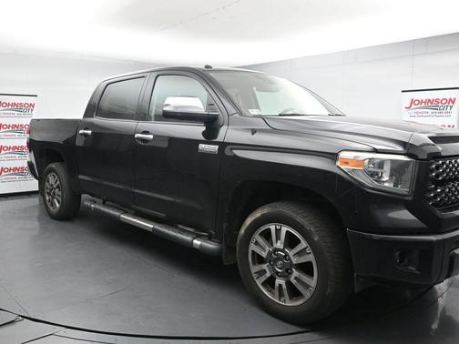 Midnight Black Metallic 2018 Toyota Tundra Platinum