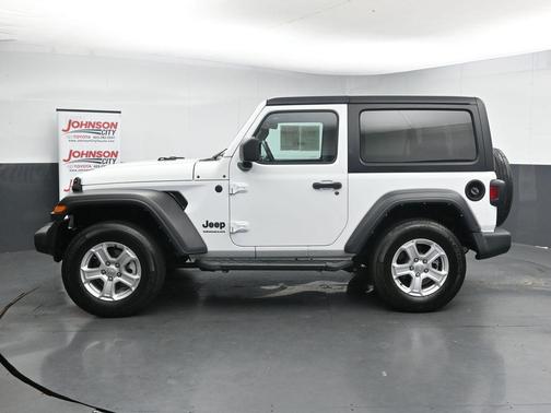 2022 Jeep Wrangler Sport S