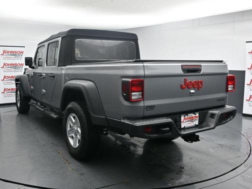 Billet Silver Metallic Clearcoat 2020 Jeep Gladiator Sport S